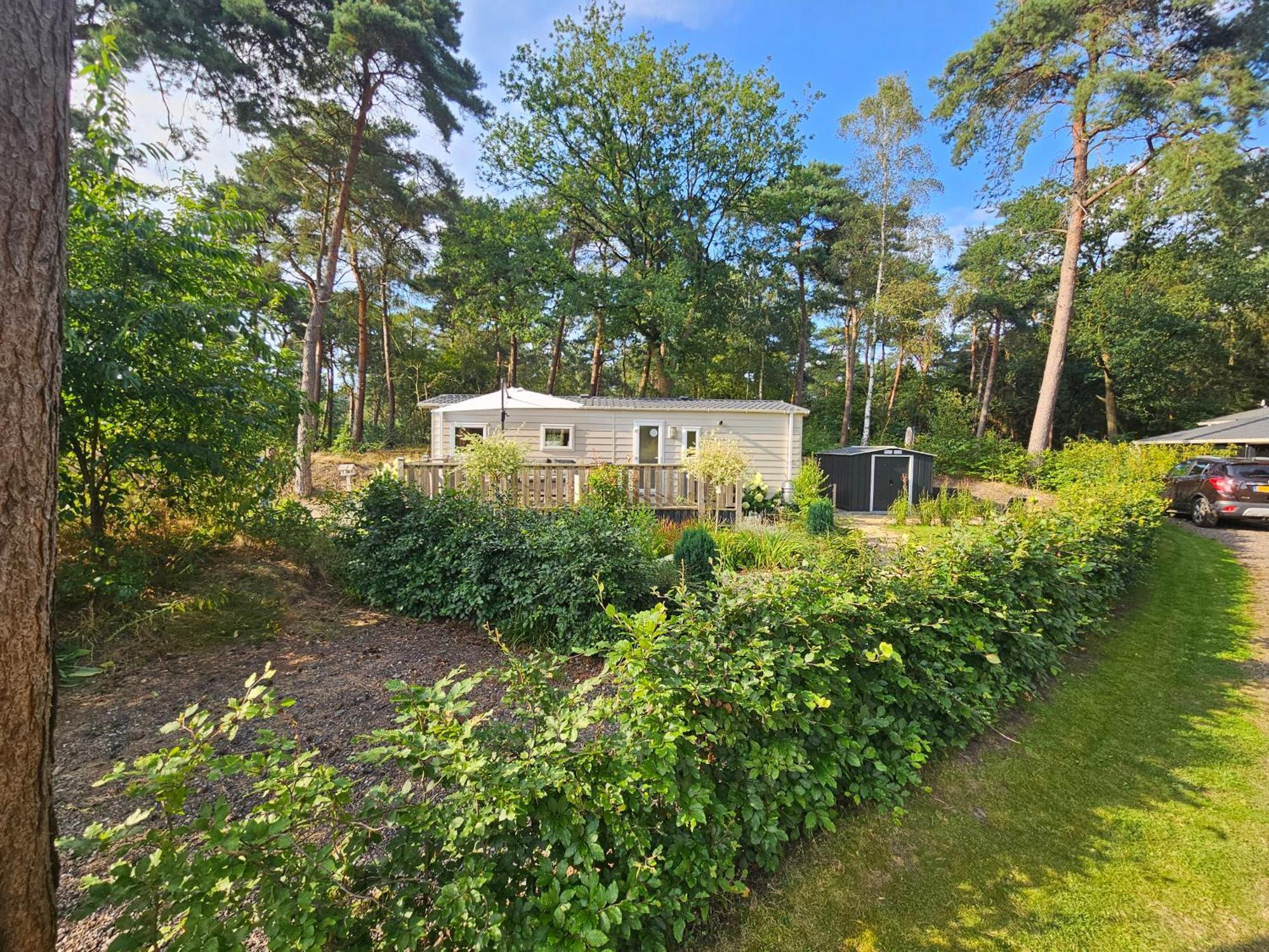 Luxe 4 Persoons Chalet Op 5 Sterren Camping Raalte Exteriör bild